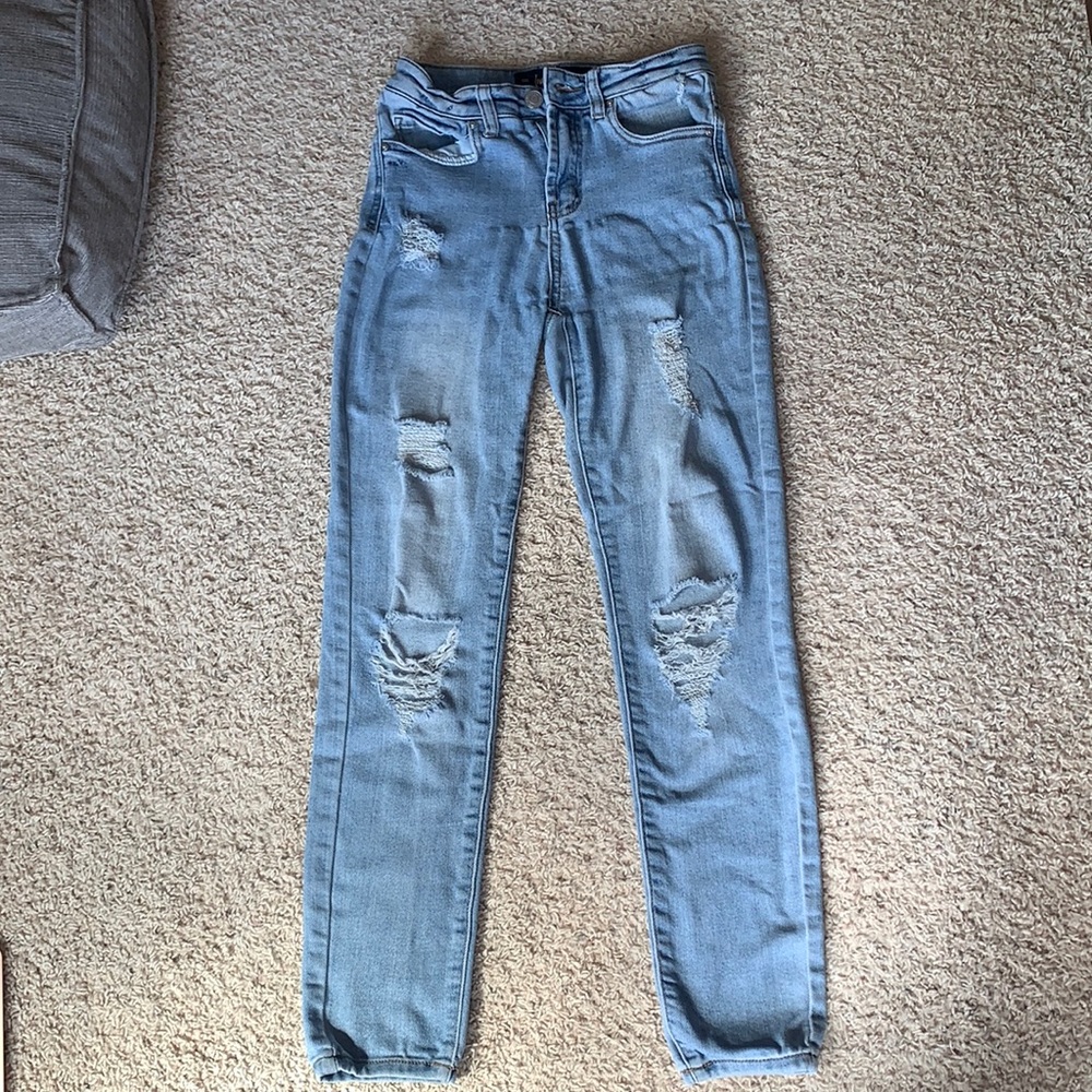 Light Washed Skinny Jeans